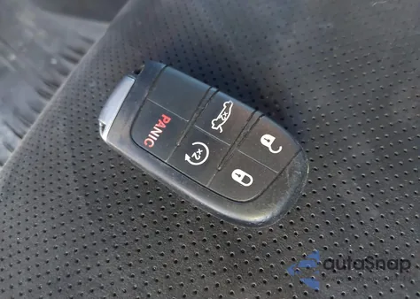 2016 Dodge Charger Road/Track z USA, uszkodzony, nr VIN 2C3CDXCT7GH242701